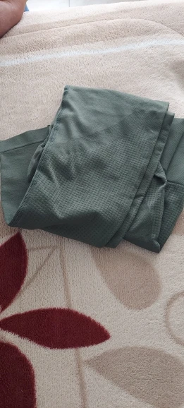 Customer leggings review