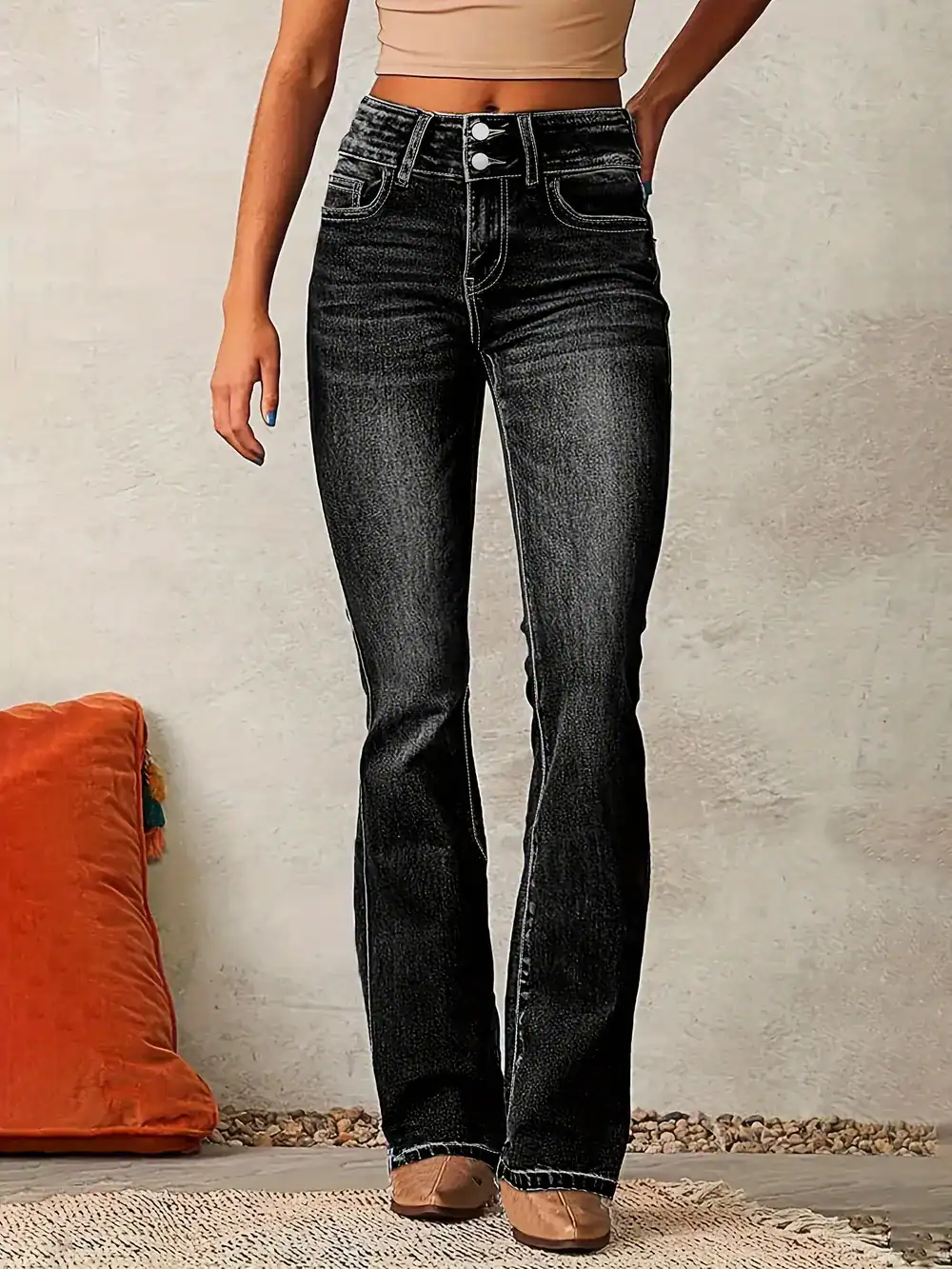 Mid-Rise Flared Denim Jeans with Vintage Wash - Image 7