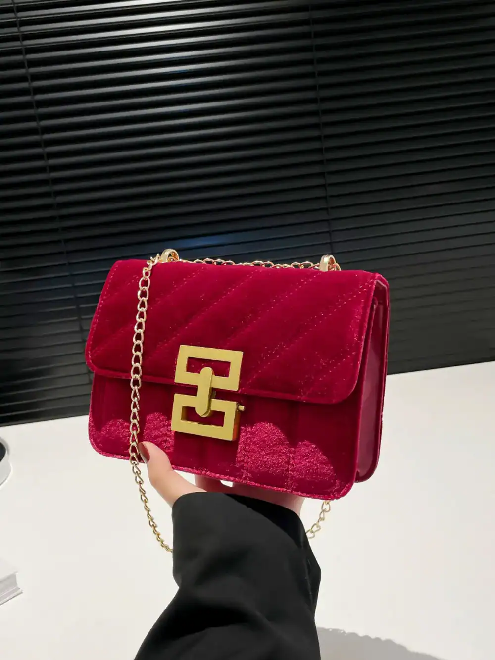 Quilted shoulder bag product image